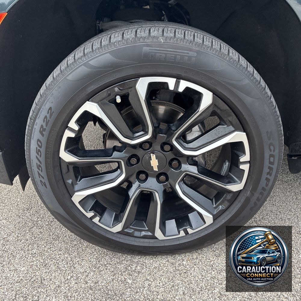 2022 Chevrolet Suburban High Country