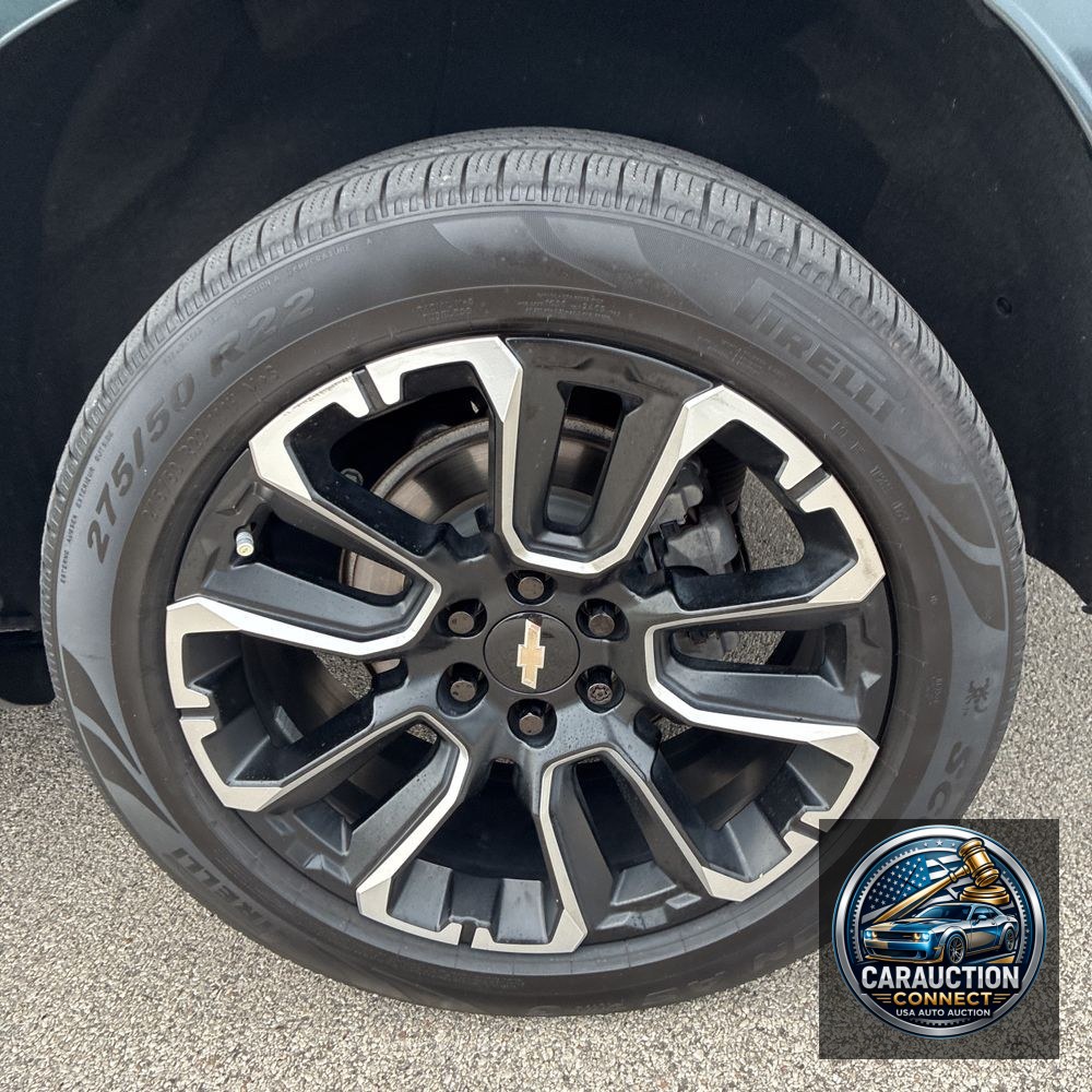 2022 Chevrolet Suburban High Country