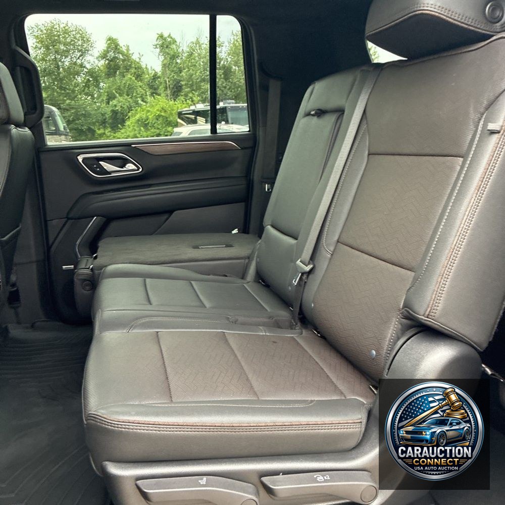 2022 Chevrolet Suburban High Country