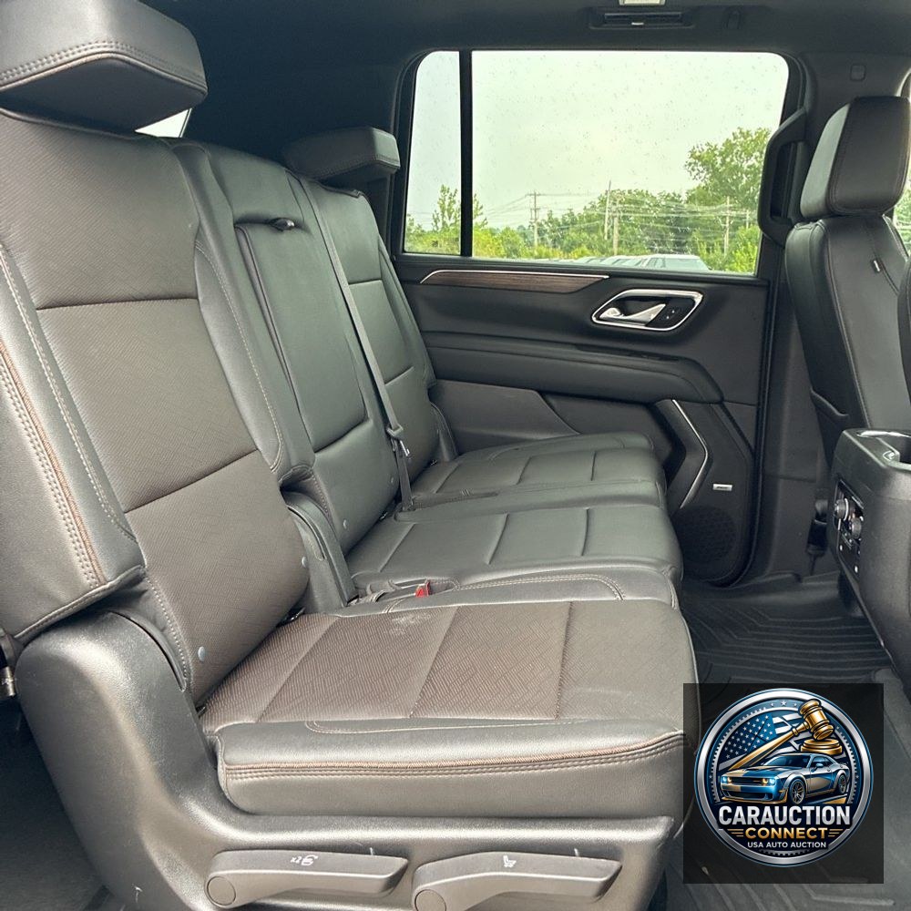 2022 Chevrolet Suburban High Country