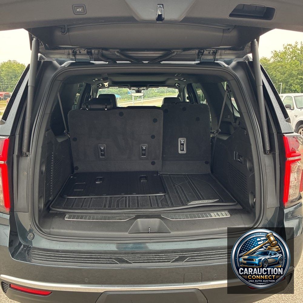 2022 Chevrolet Suburban High Country