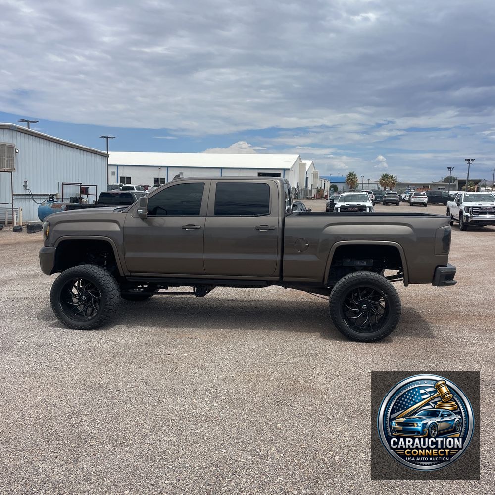 2015 GMC Sierra 2500HD Denali