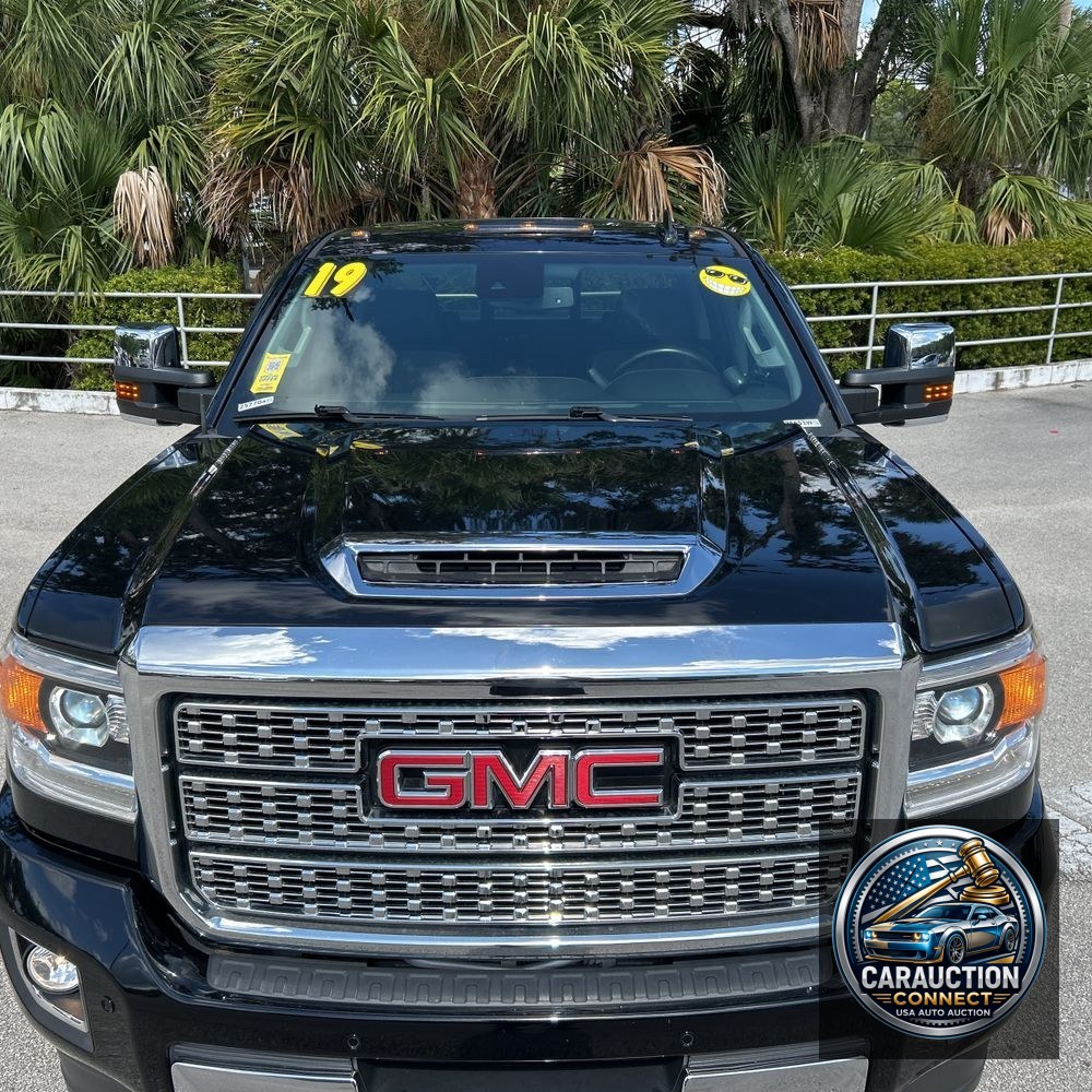 2019 GMC Sierra 2500HD Denali