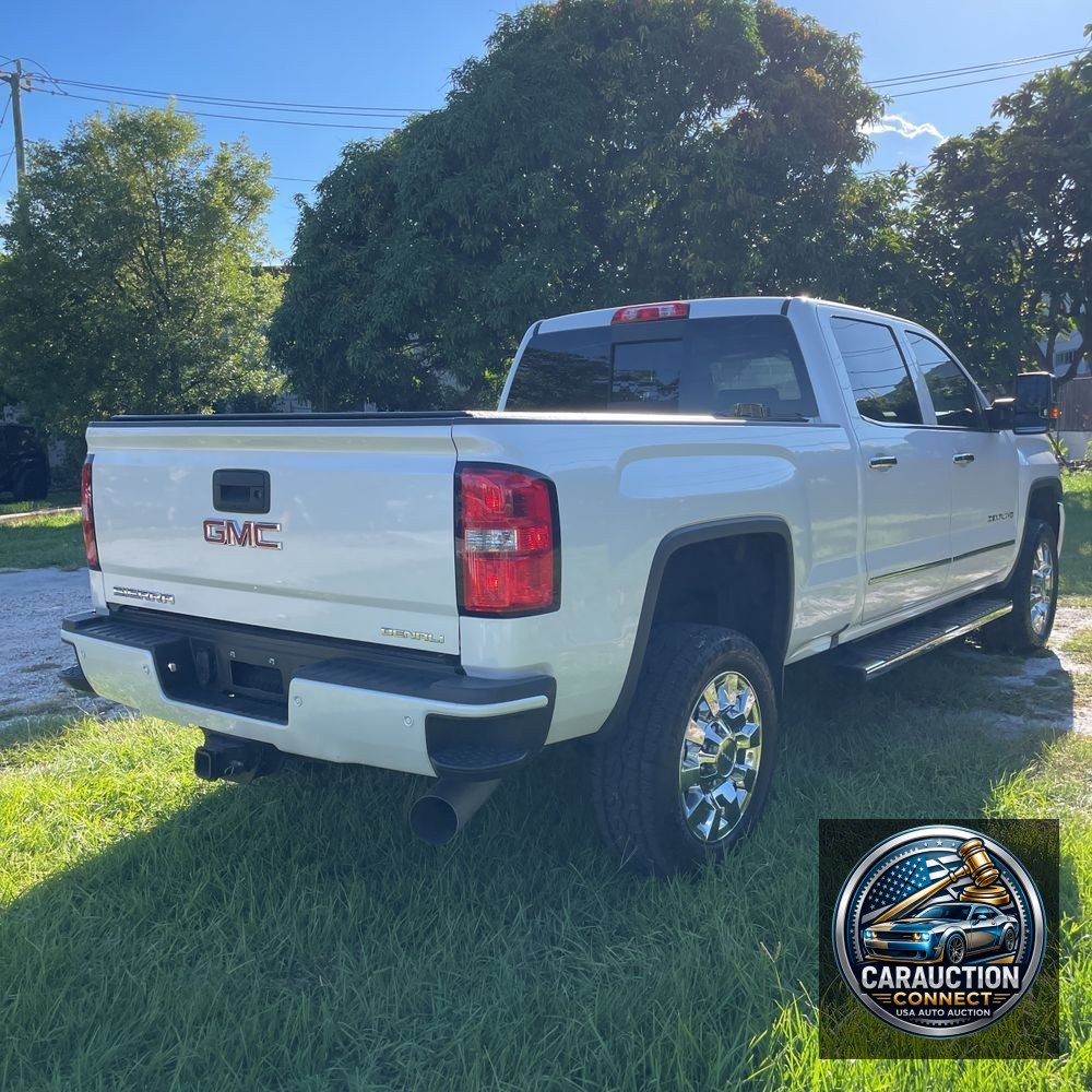 2018 GMC Sierra 2500HD Denali