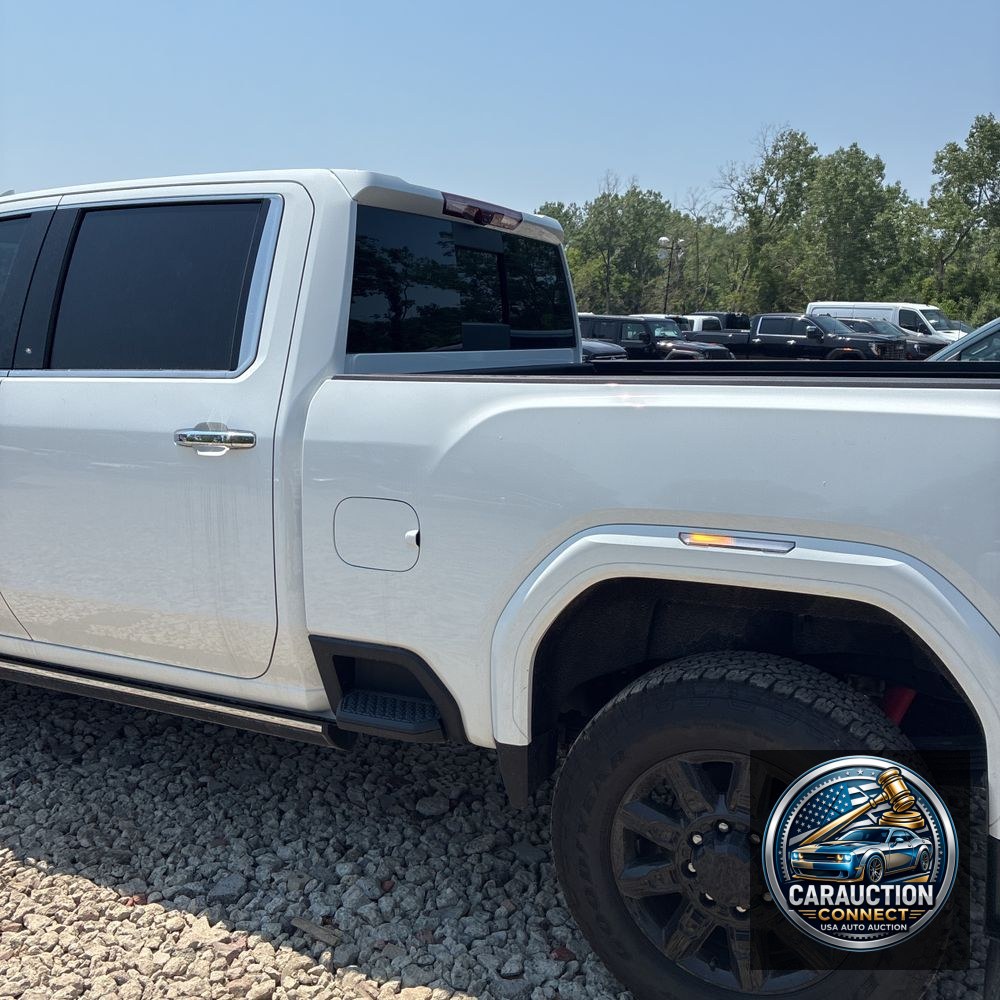 2024 GMC Sierra 2500 Denali