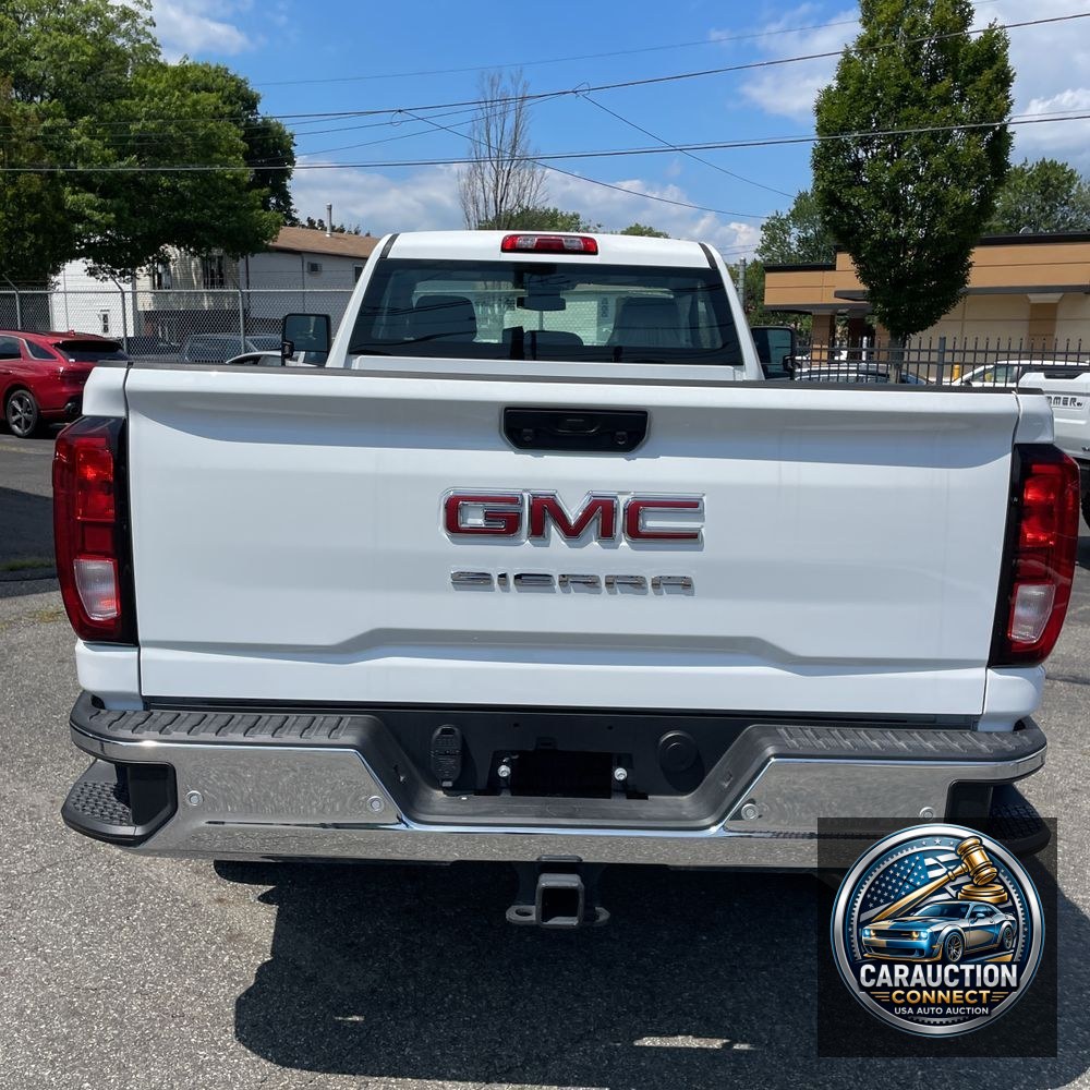 2024 GMC Sierra 2500HD Pro