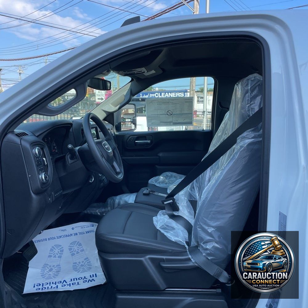 2024 GMC Sierra 2500HD Pro