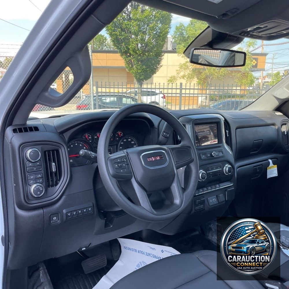 2024 GMC Sierra 2500HD Pro