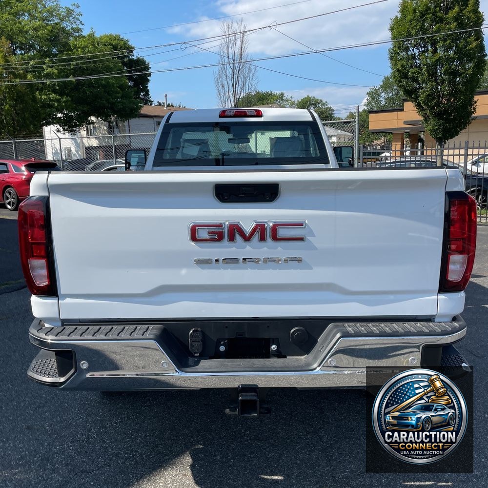 2024 GMC Sierra 2500HD Pro