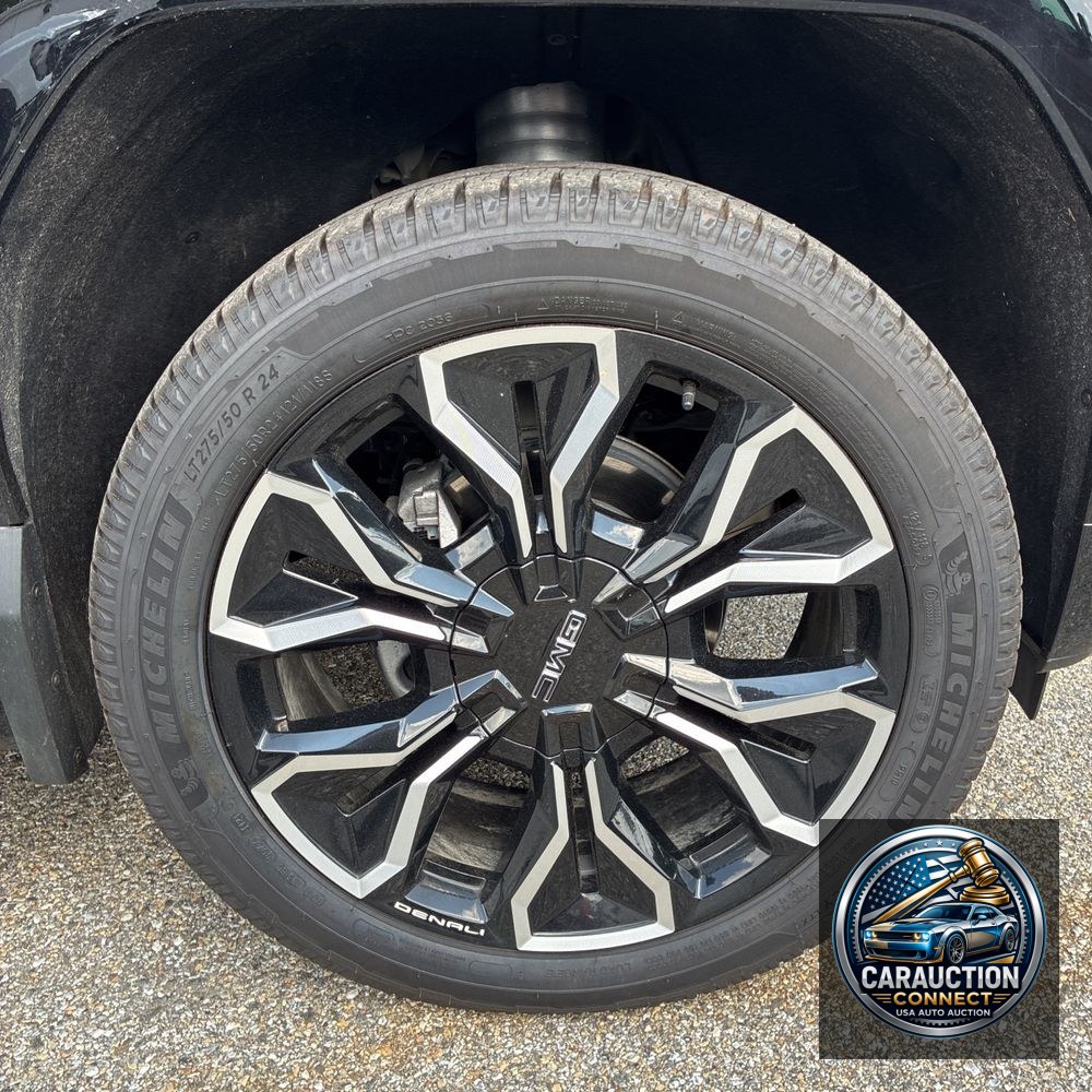 2025 GMC Sierra EV Denali
