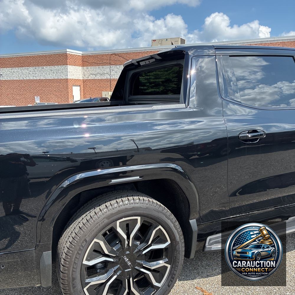 2025 GMC Sierra EV Denali