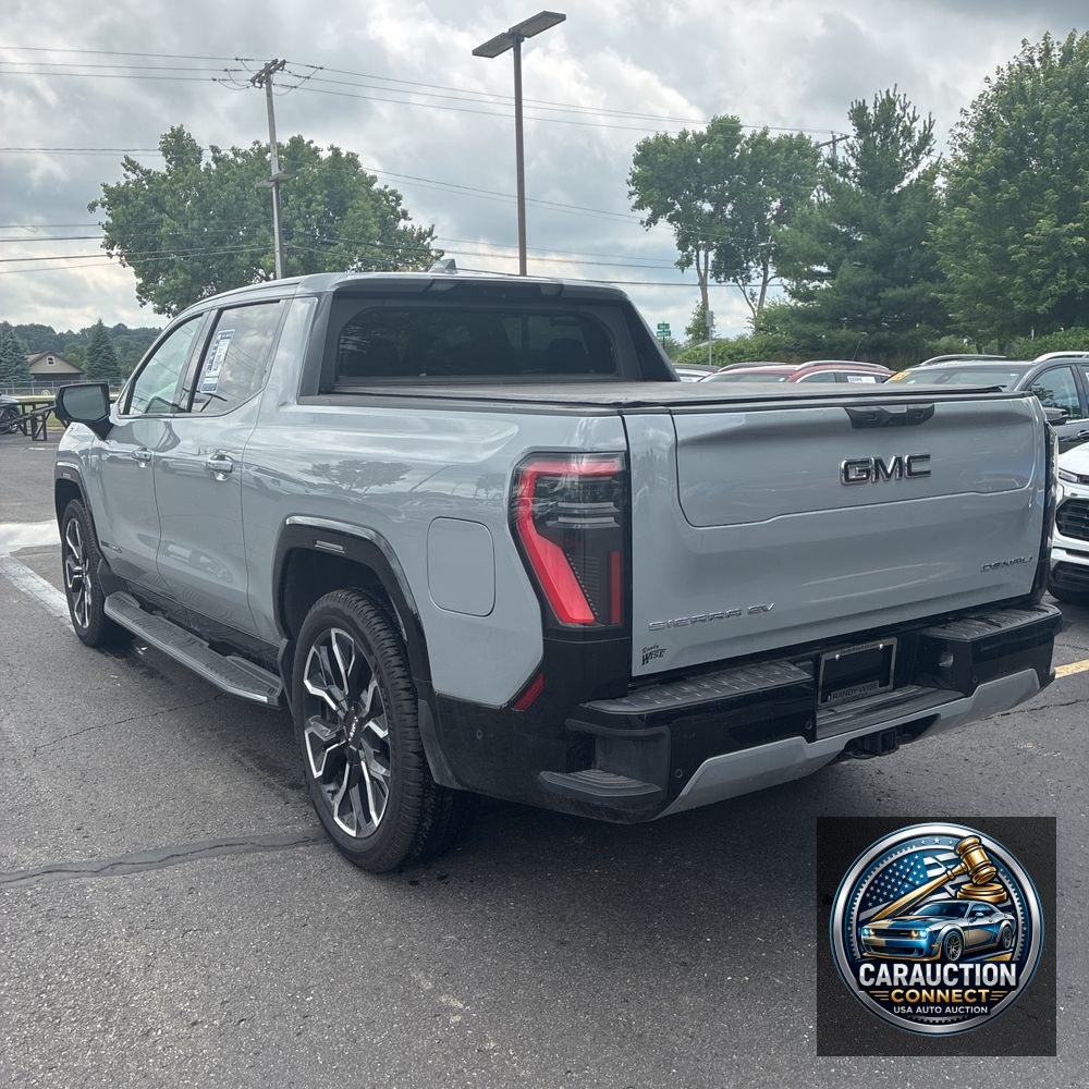 2025 GMC Sierra EV Denali