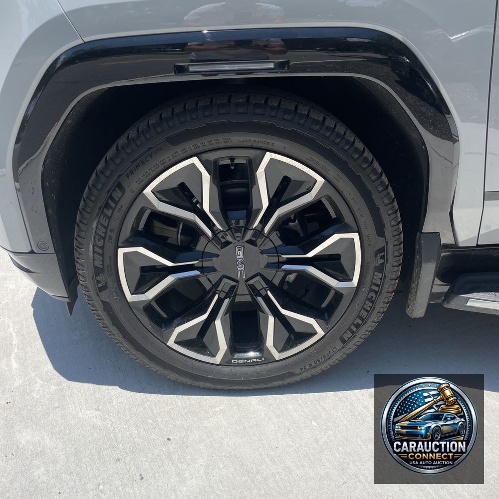 2025 GMC Sierra EV Denali