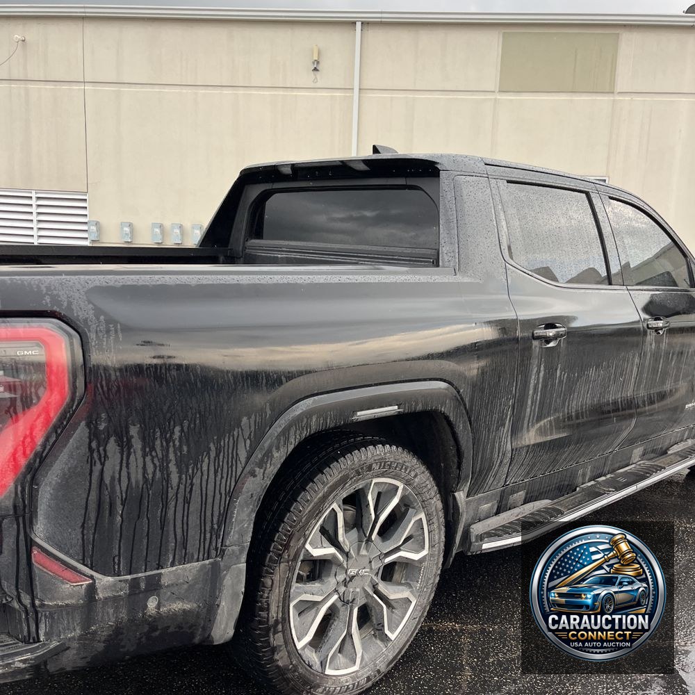 2025 GMC Sierra EV Denali