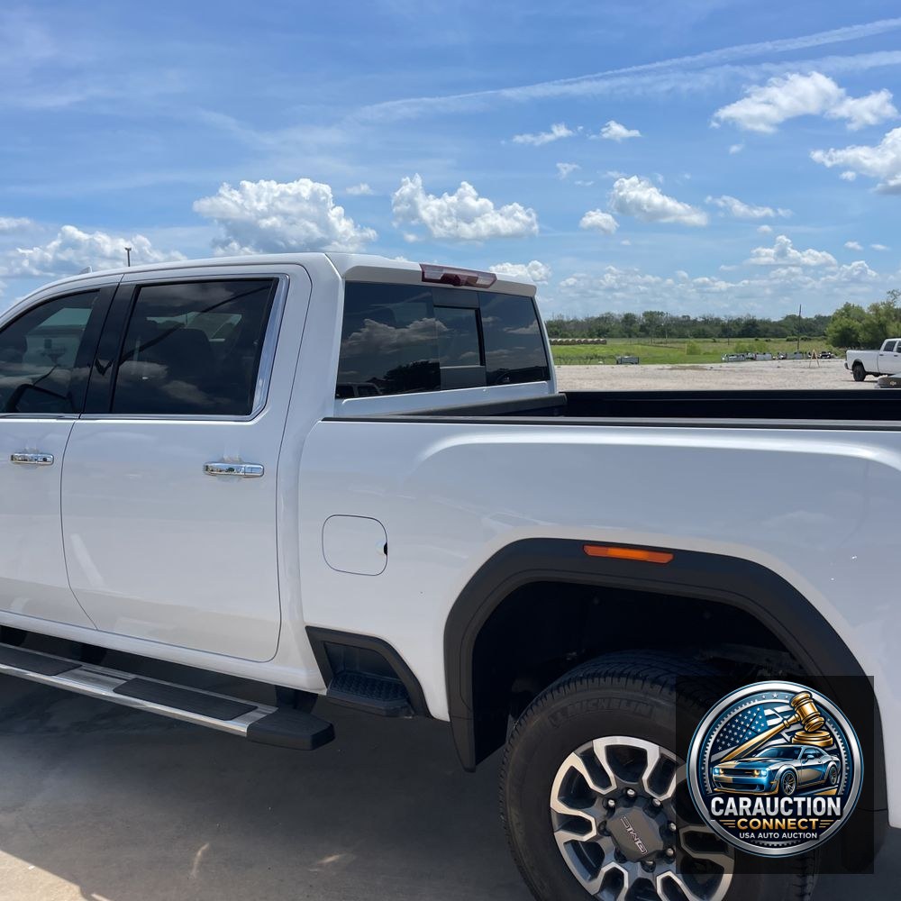 2022 GMC Sierra 2500HD SLT
