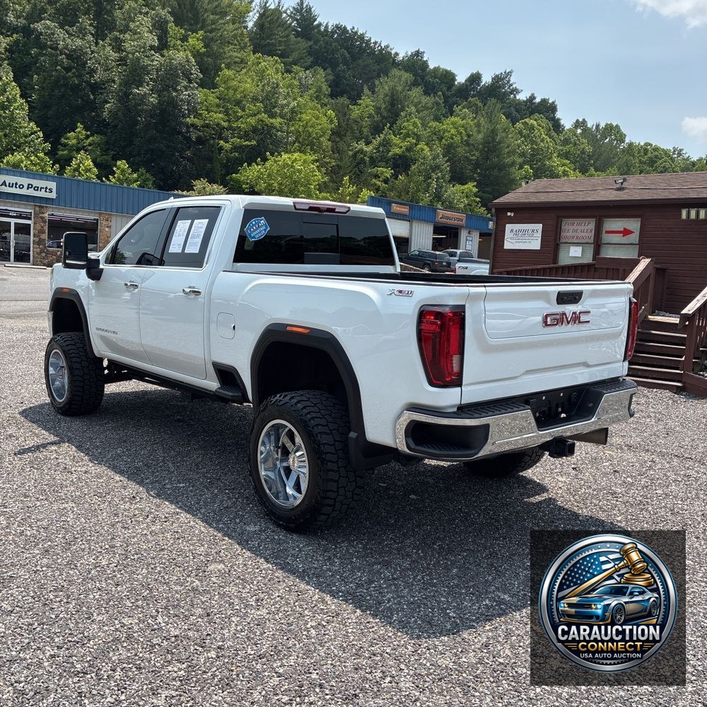 2023 GMC Sierra 2500HD SLT