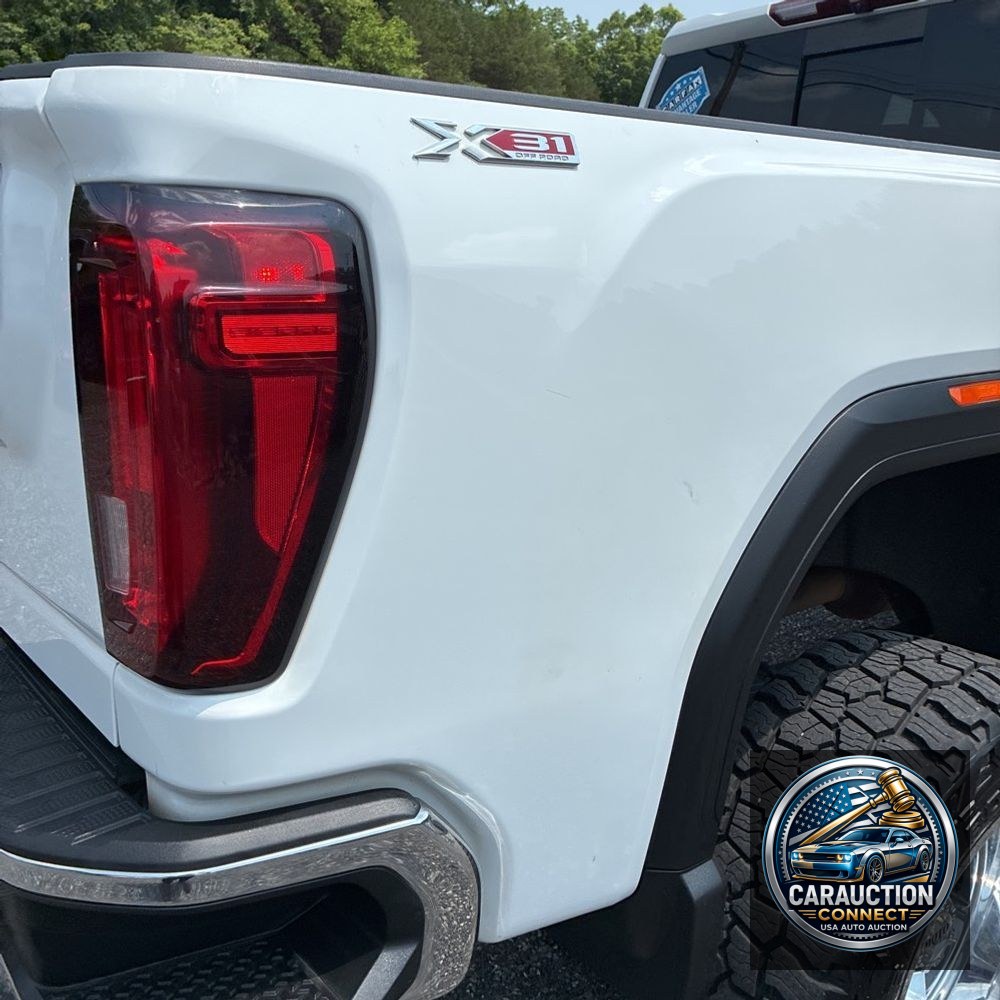 2023 GMC Sierra 2500HD SLT