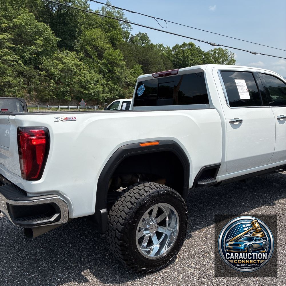 2023 GMC Sierra 2500HD SLT