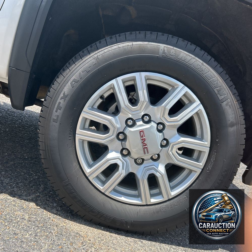 2023 GMC Sierra 2500HD SLT
