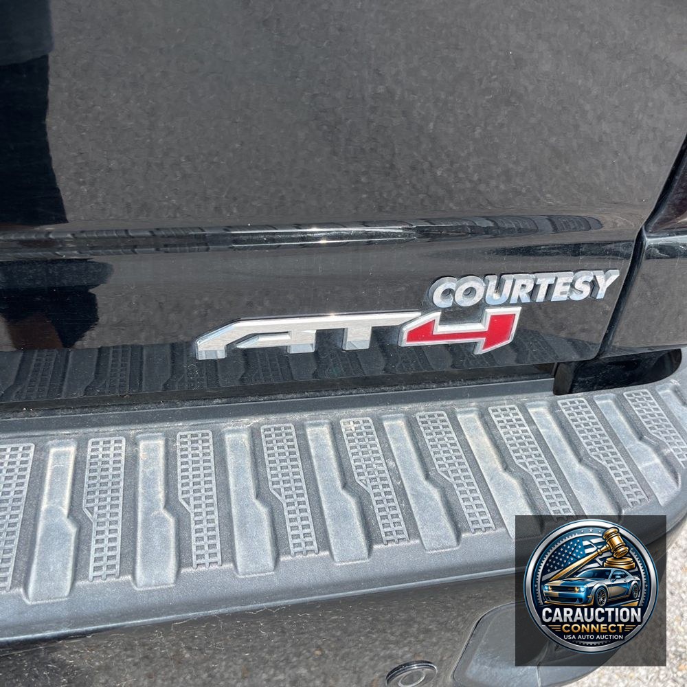 2023 GMC Sierra 2500HD AT4