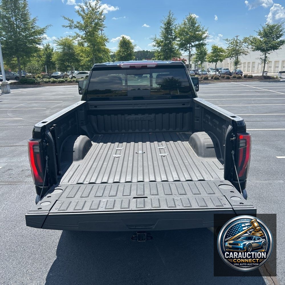 2024 GMC Sierra 2500 AT4
