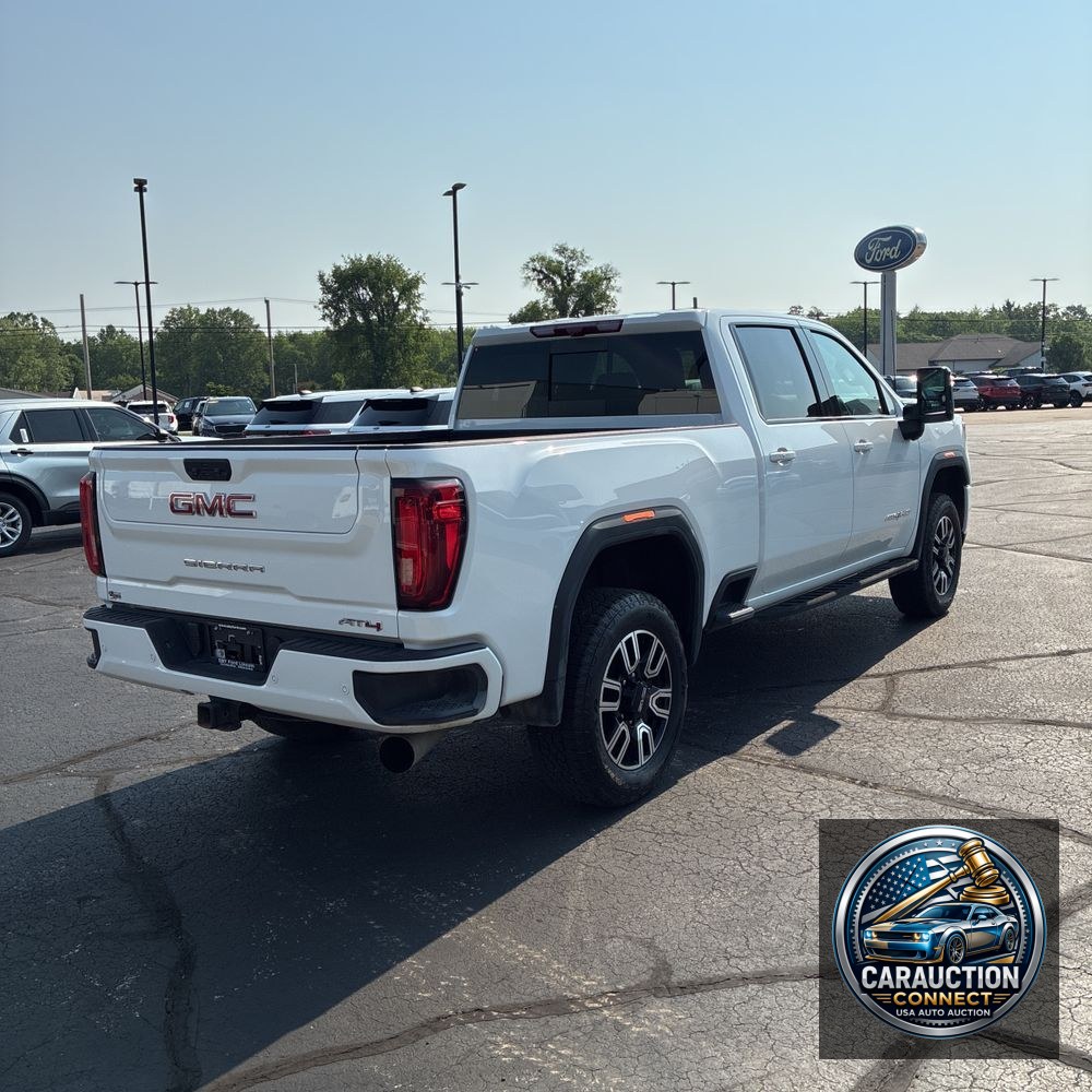 2023 GMC Sierra 2500HD AT4
