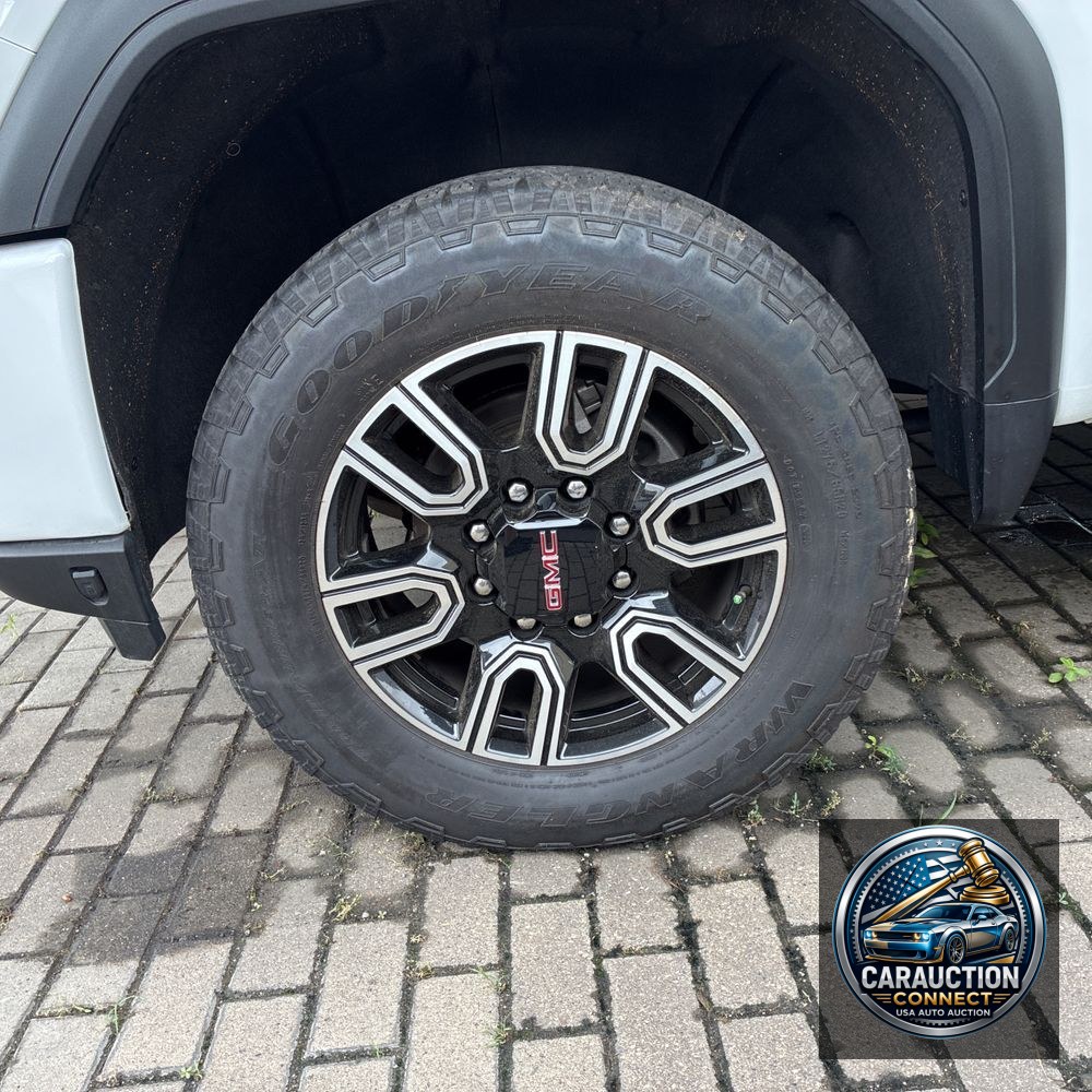 2023 GMC Sierra 2500HD AT4