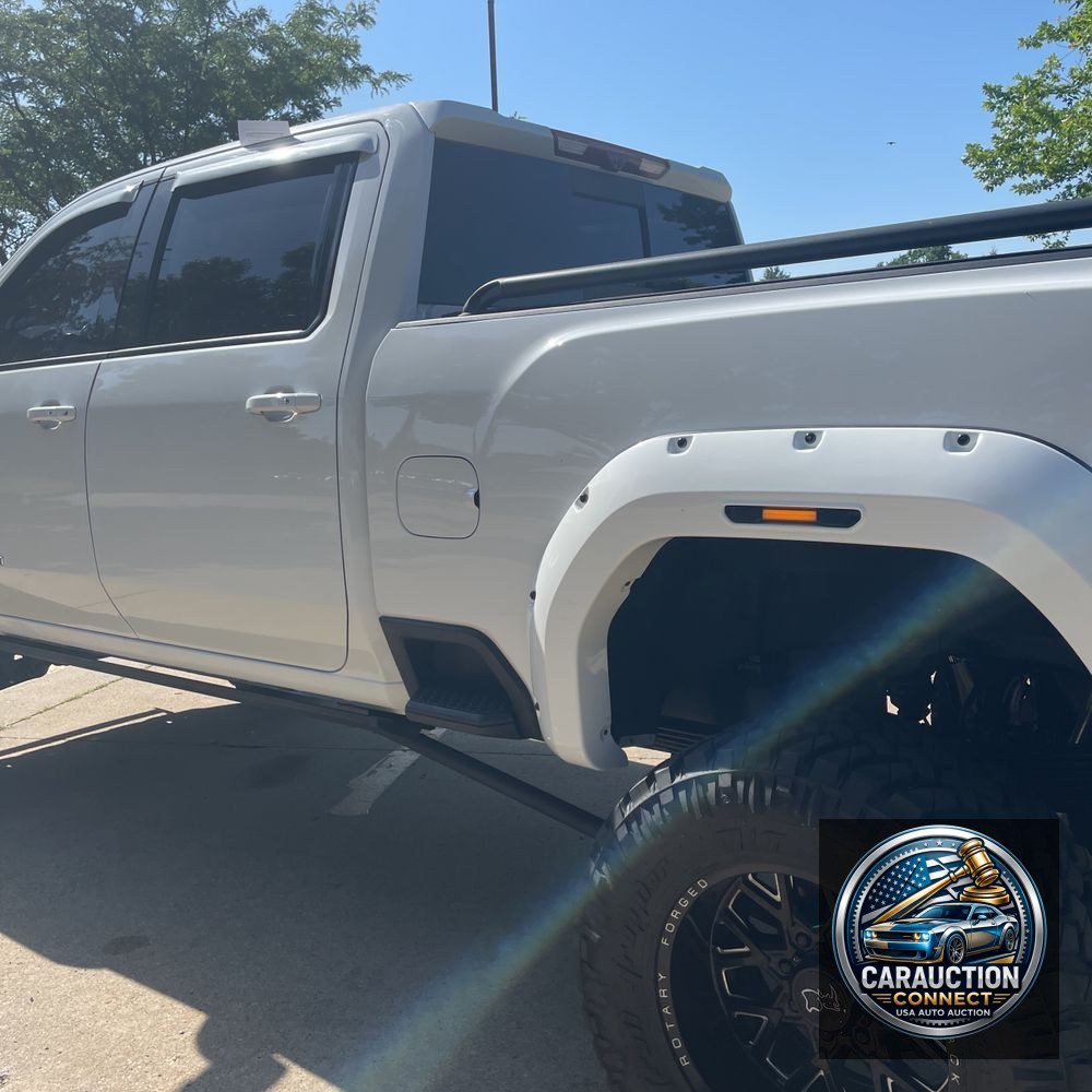 2022 GMC Sierra 2500 AT4