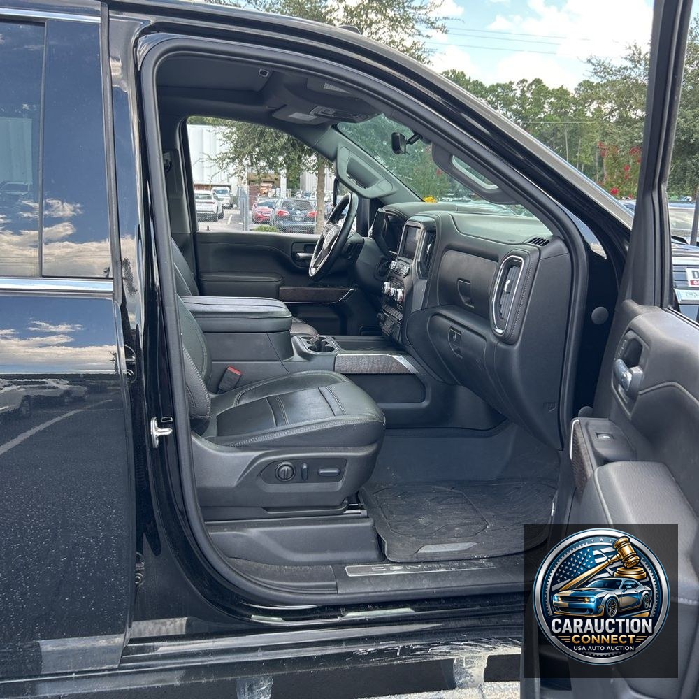 2023 GMC Sierra 2500HD Denali