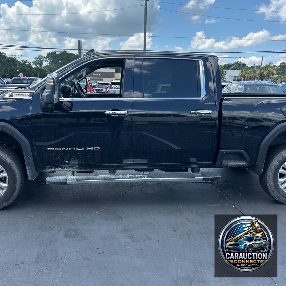 2023 GMC Sierra 2500HD Denali