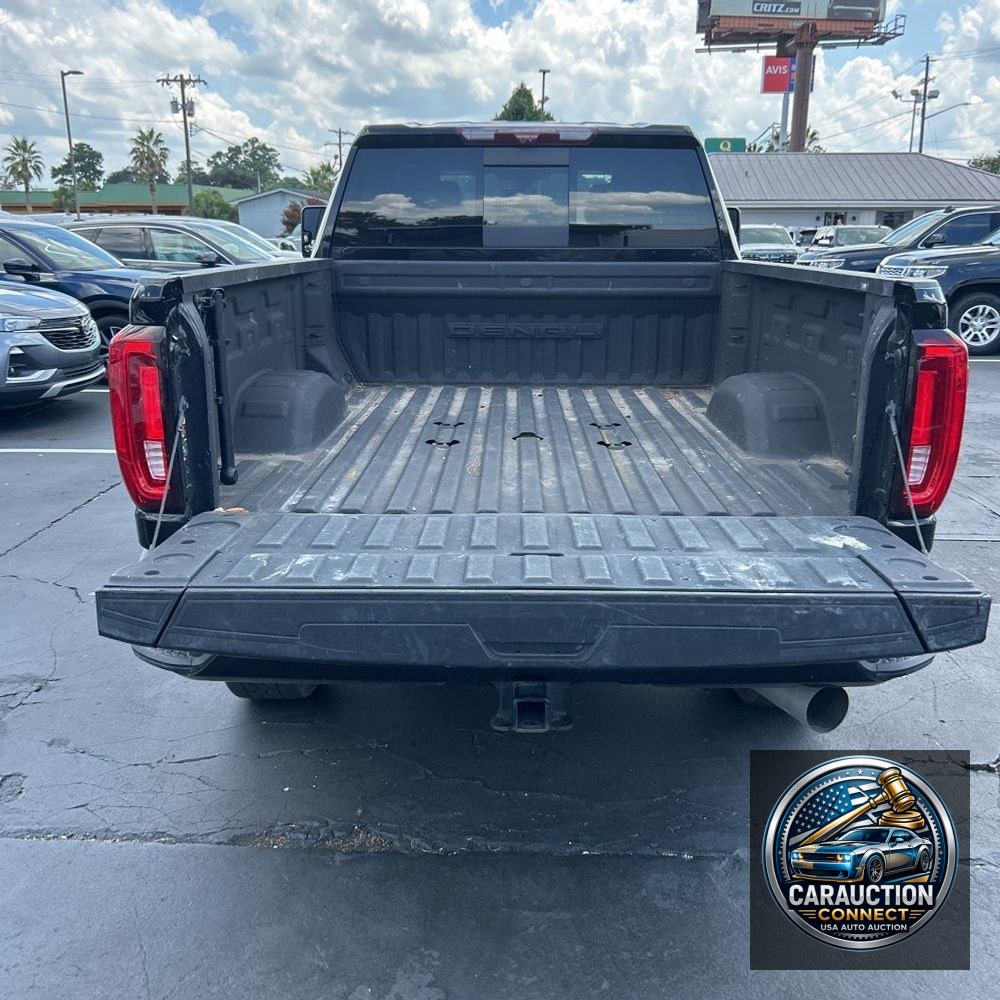 2023 GMC Sierra 2500HD Denali