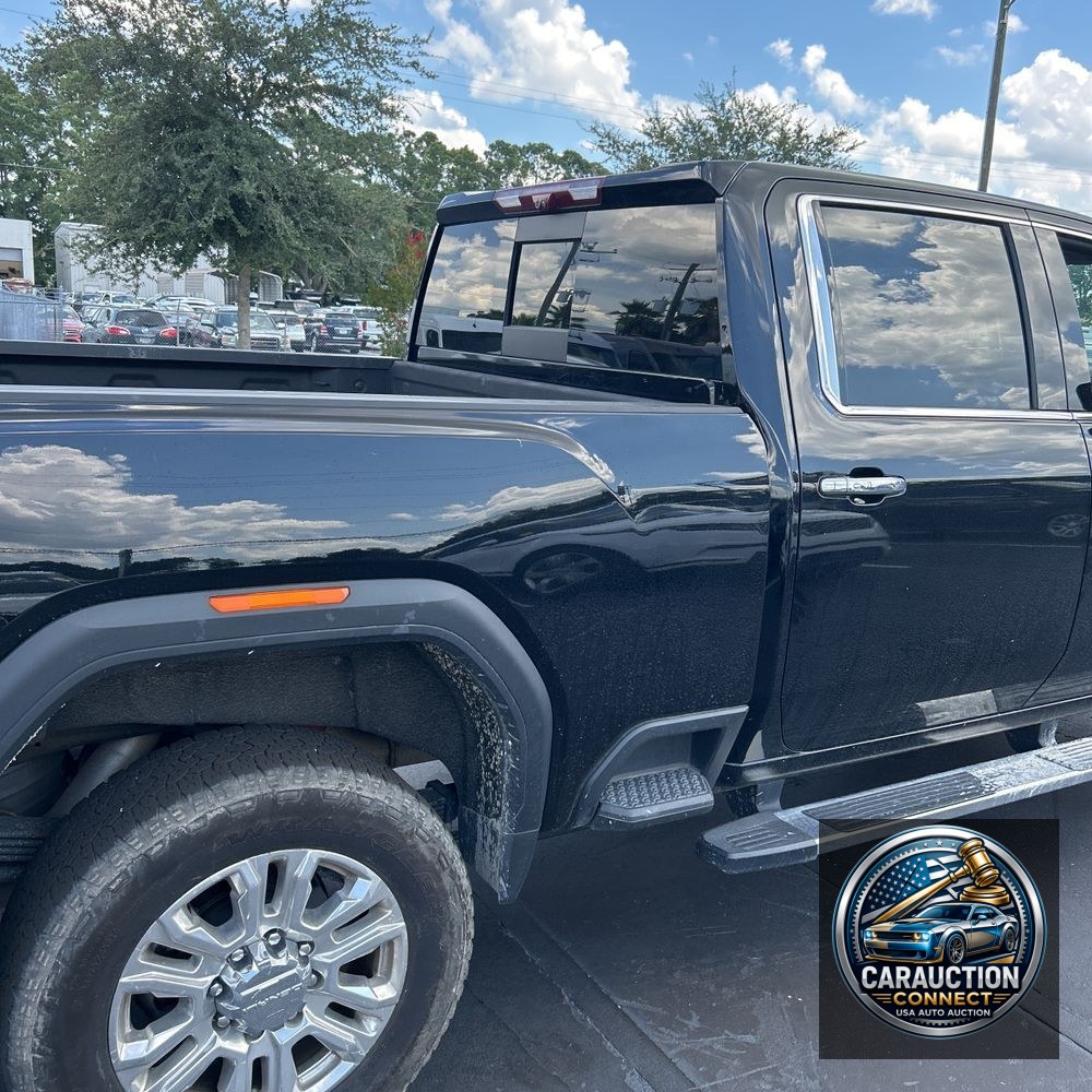2023 GMC Sierra 2500HD Denali