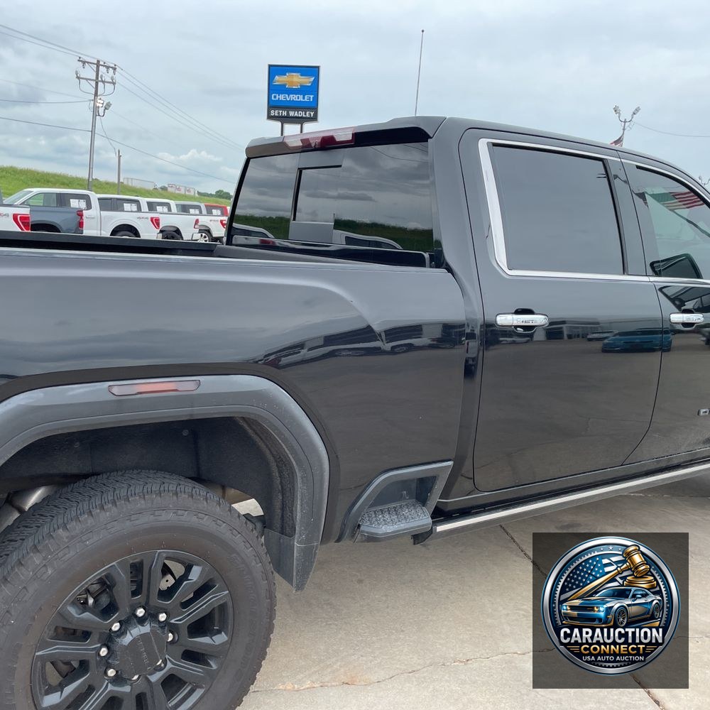 2023 GMC Sierra 2500HD Denali