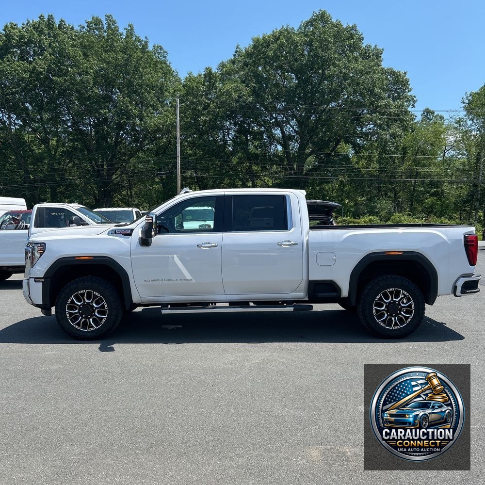 2024 GMC Sierra 2500 Denali