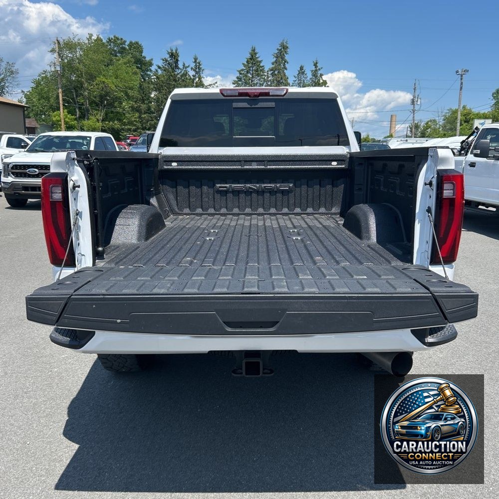 2024 GMC Sierra 2500 Denali