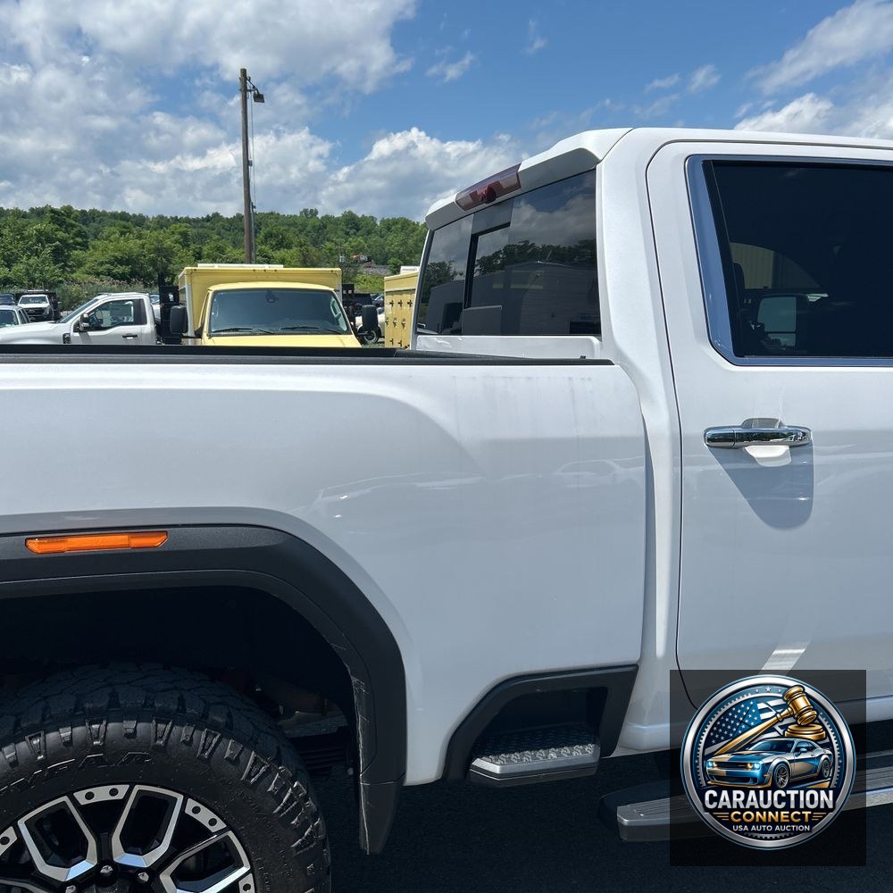 2024 GMC Sierra 2500 Denali