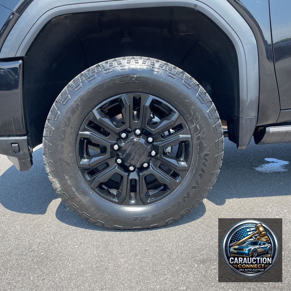 2023 GMC Sierra 2500HD Denali
