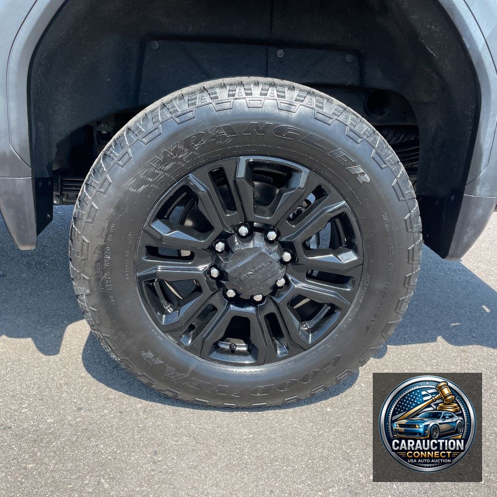 2023 GMC Sierra 2500HD Denali