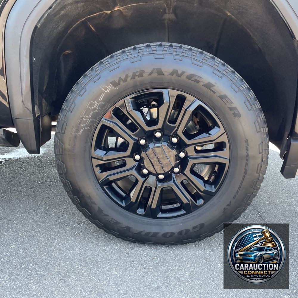 2023 GMC Sierra 2500HD Denali