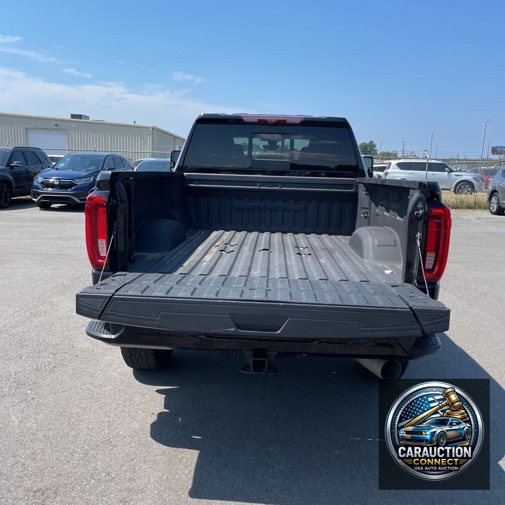2023 GMC Sierra 2500HD Denali