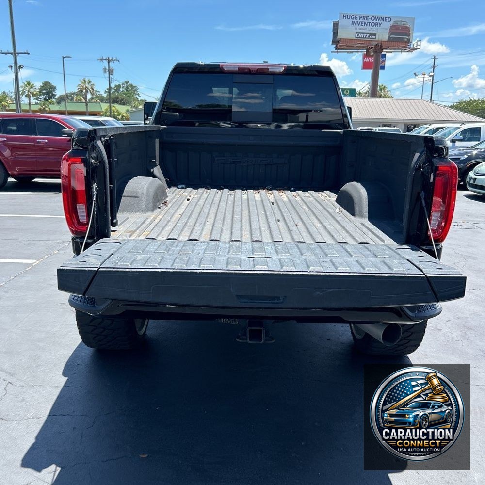 2023 GMC Sierra 2500HD Denali