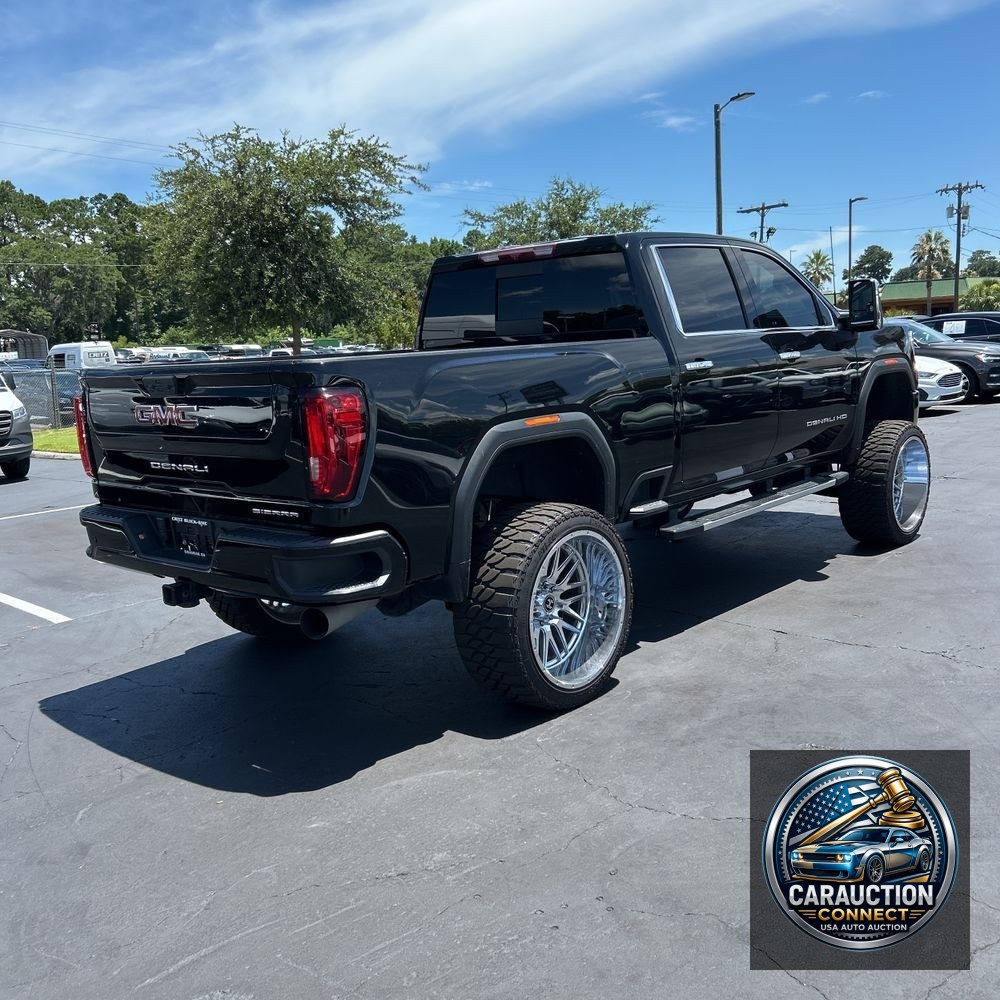 2023 GMC Sierra 2500HD Denali