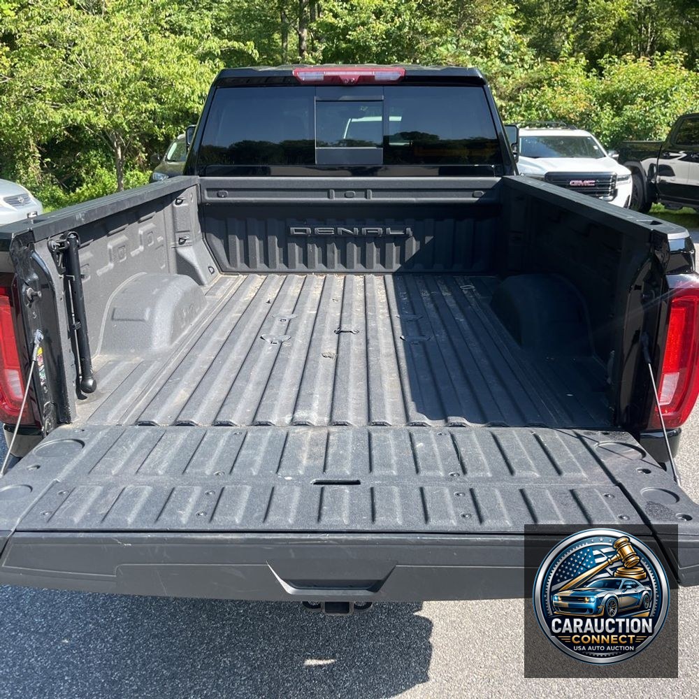 2023 GMC Sierra 2500HD Denali