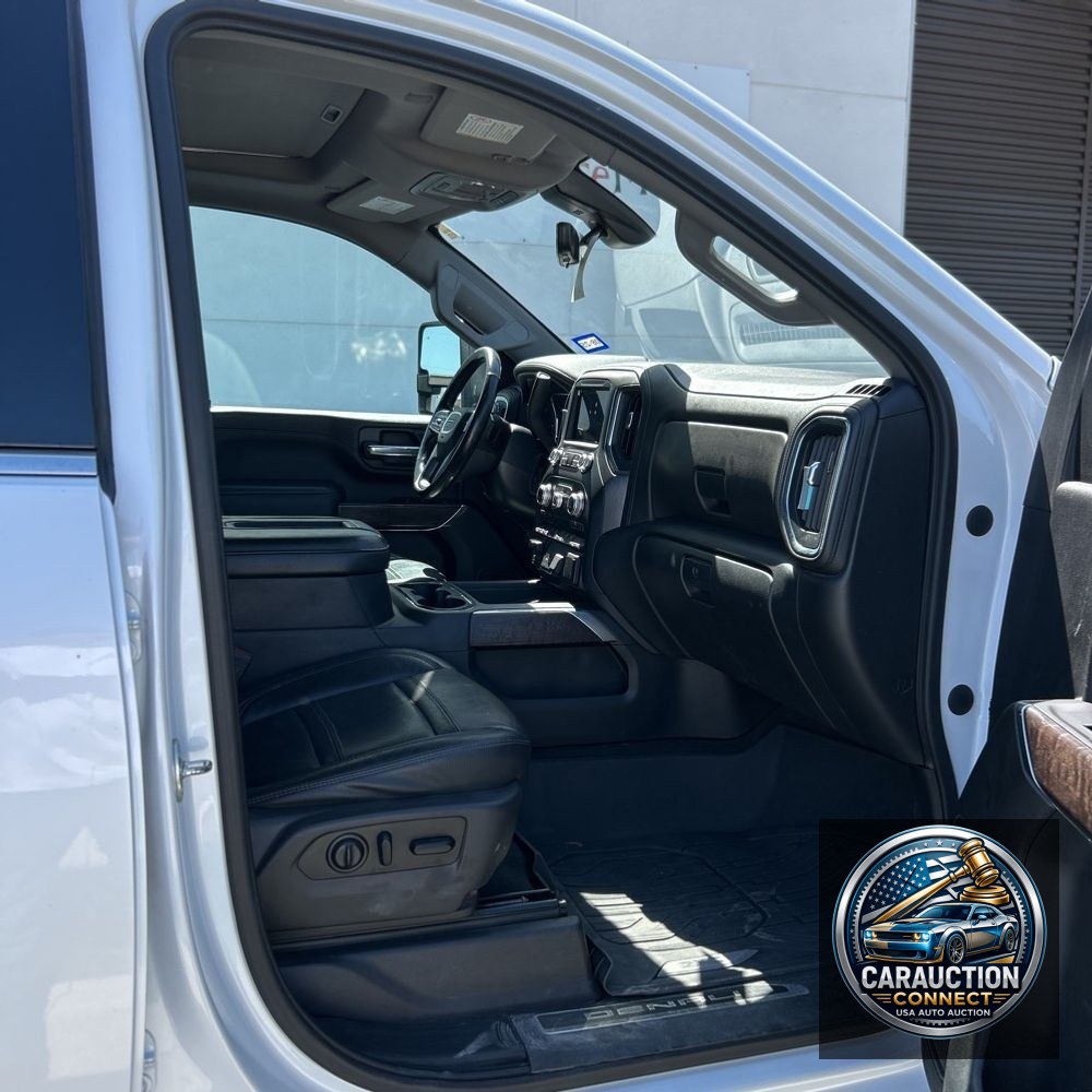 2020 GMC Sierra 2500HD Denali