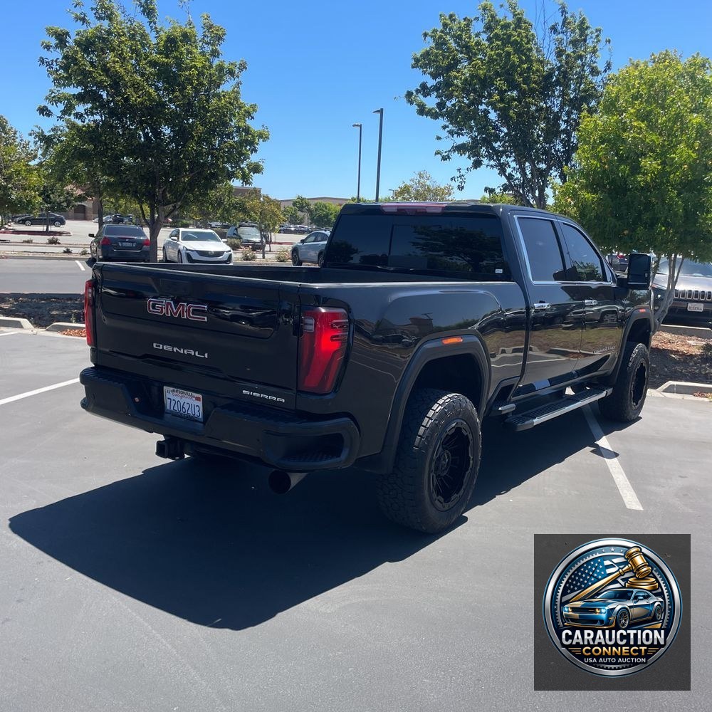 2024 GMC Sierra 2500HD Denali
