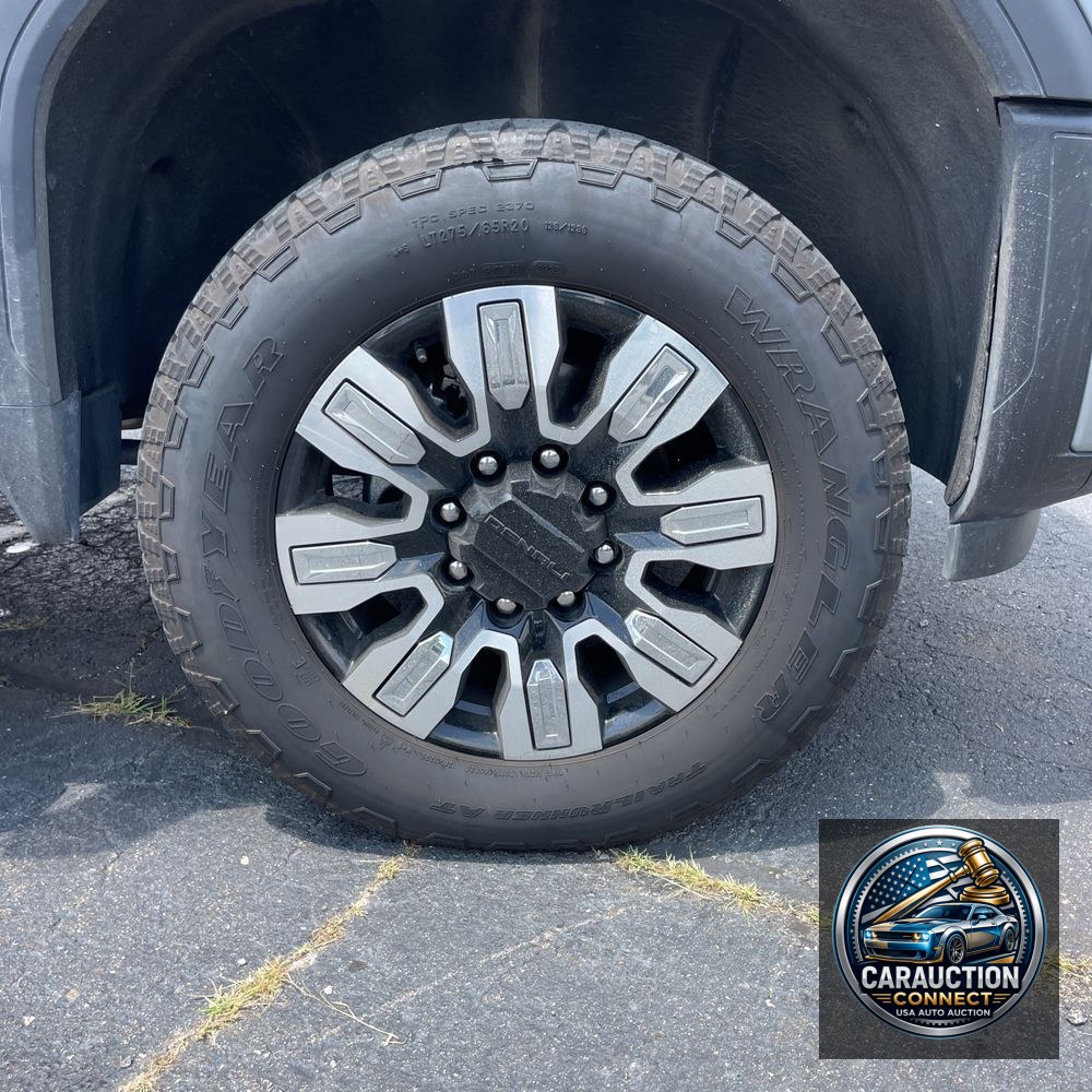 2024 GMC Sierra 2500HD Denali