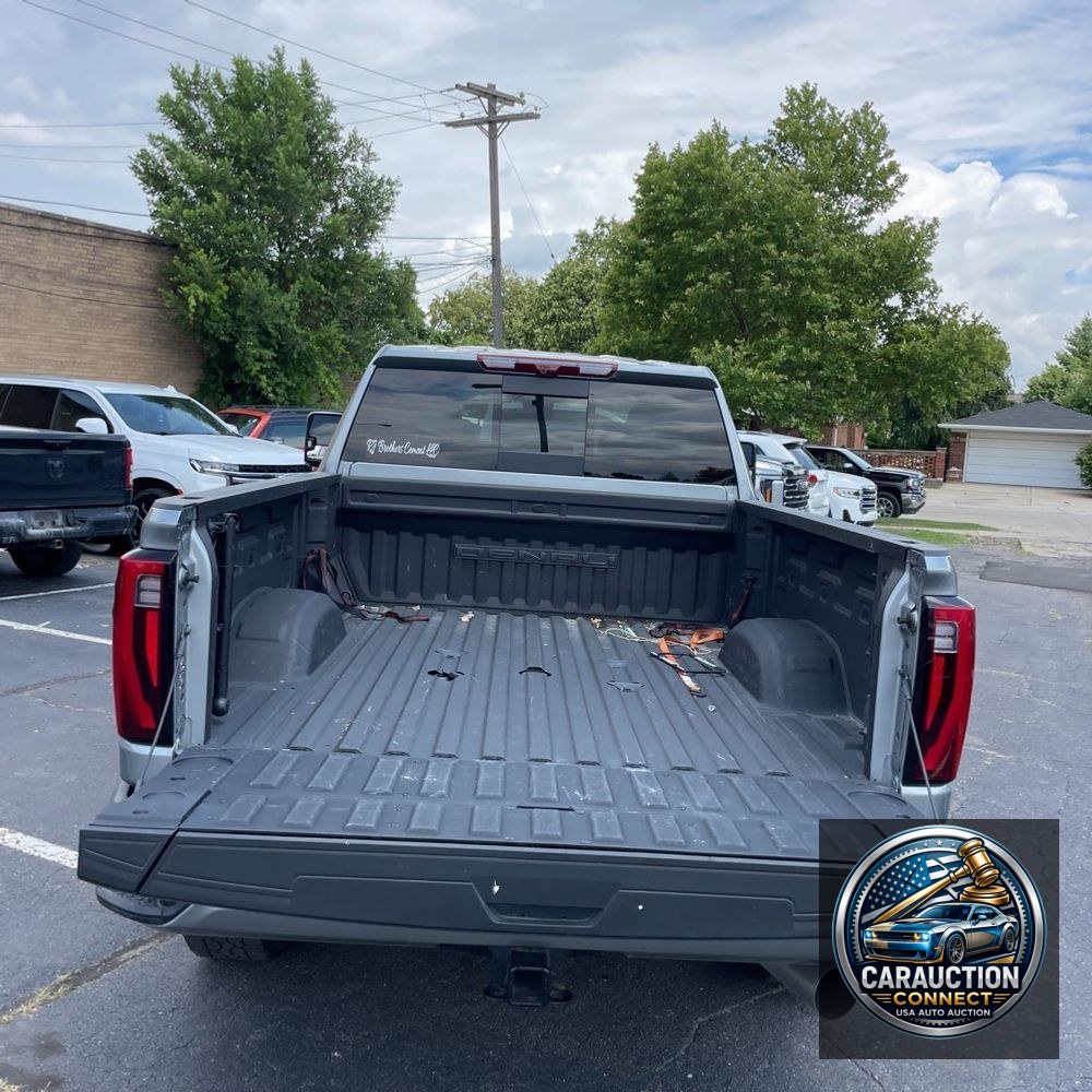 2024 GMC Sierra 2500HD Denali