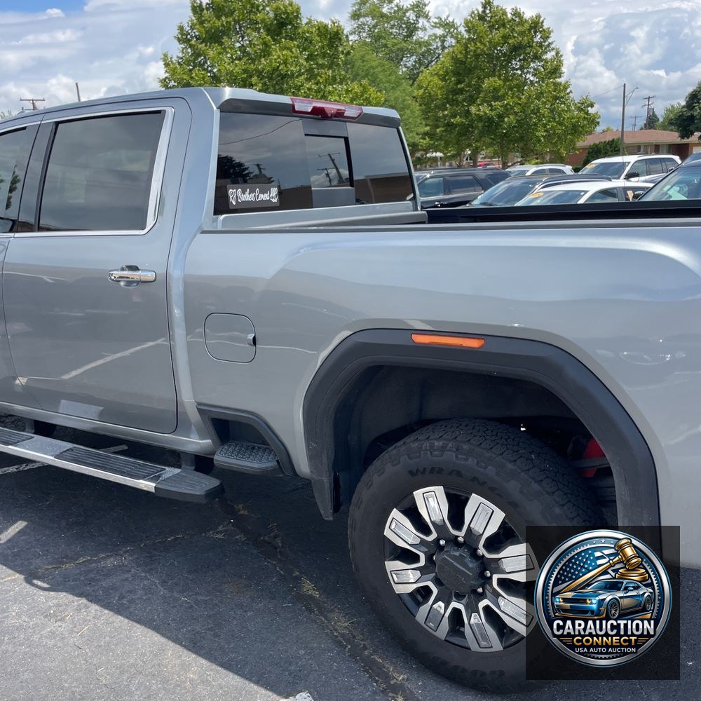 2024 GMC Sierra 2500HD Denali