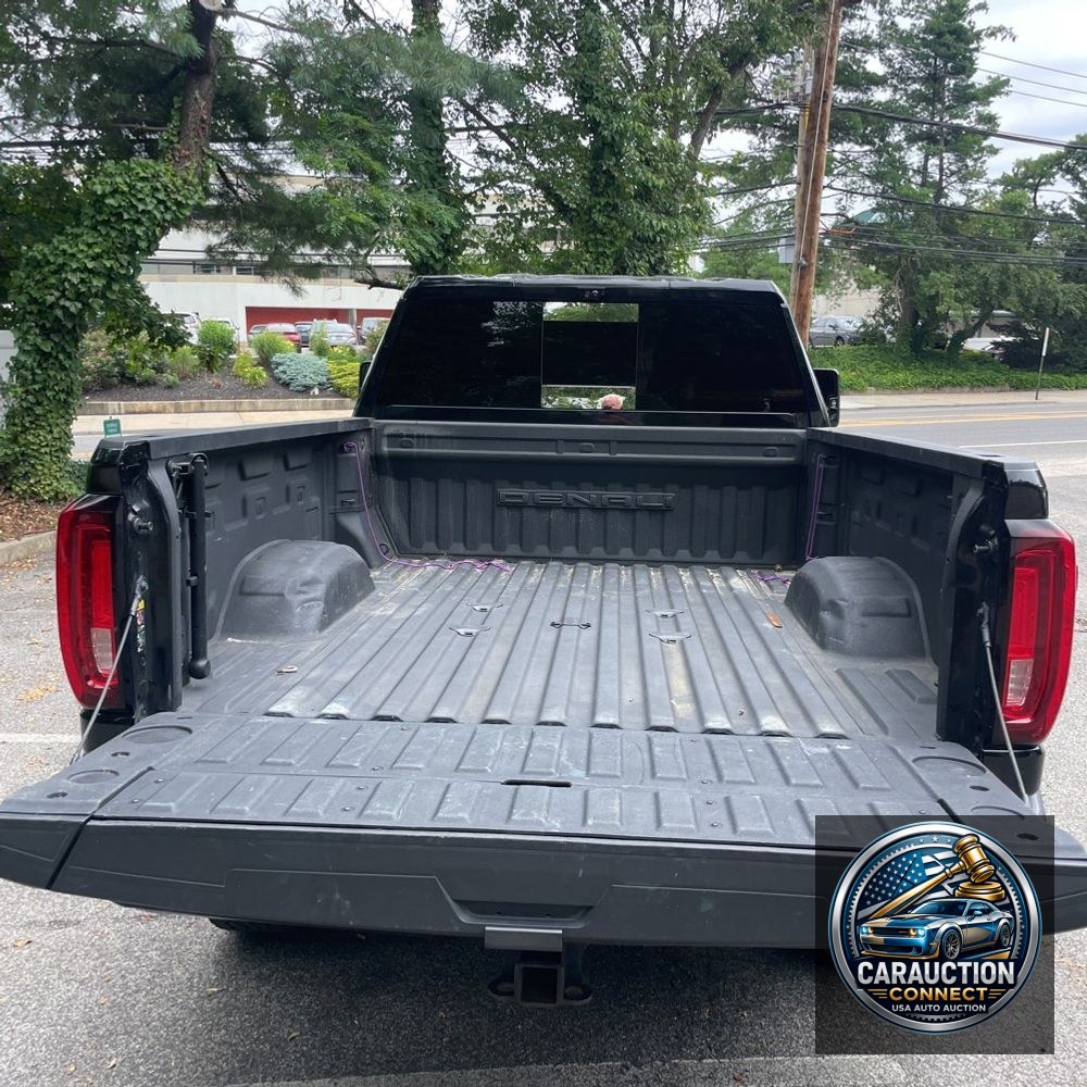 2023 GMC Sierra 2500HD Denali