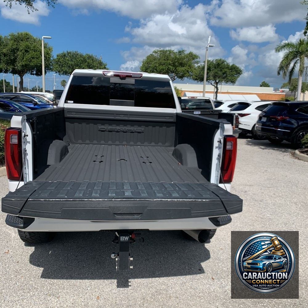 2024 GMC Sierra 2500HD Denali